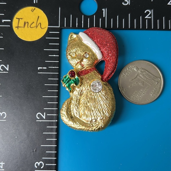 🖤Vtg Christmas Cat brooch with Santa hat - Picture 8 of 10